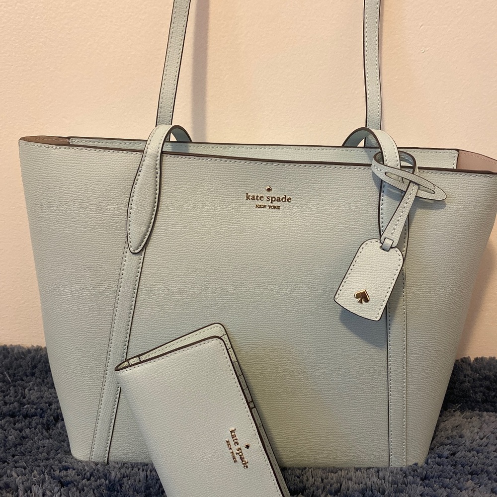🔻PRICE DROP🔻♠️KATE SPADE TOTE/WALLET SET♠️
